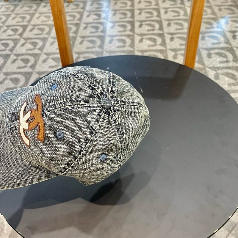 Chanel cap (62)